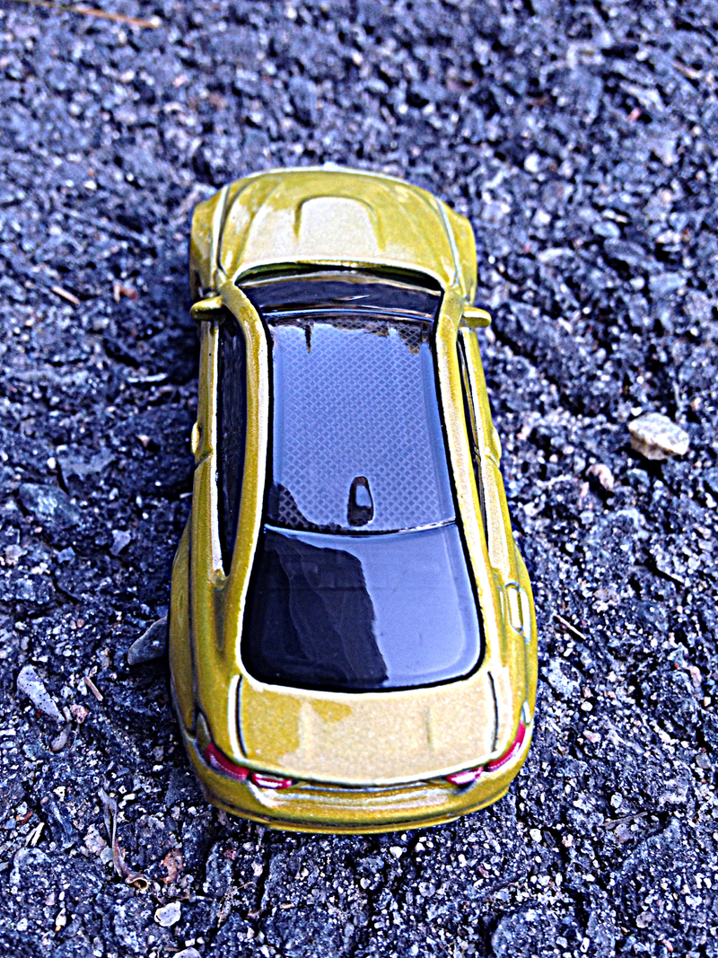 Illustration for article titled LaLD Car Week: Teutonic Tuesday -1/64 BMW M4